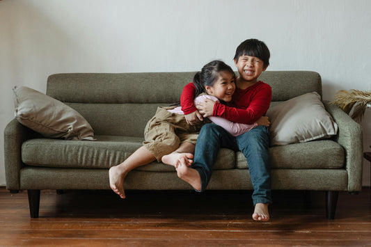 Siblings Who Hit: Strategies on How To Deal with Toddlers Fighting